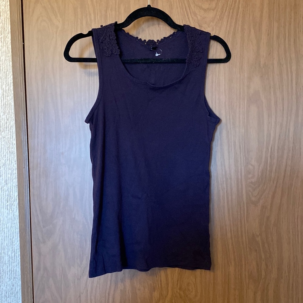 Black Tank Top UNIQLO L NWOT
